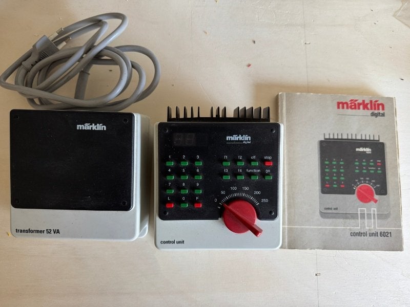 Märklin 6021 Control Unit met manual en 6002 Transformator., Hobby en Vrije tijd, Modeltreinen | H0, Ophalen, Gebruikt, Märklin