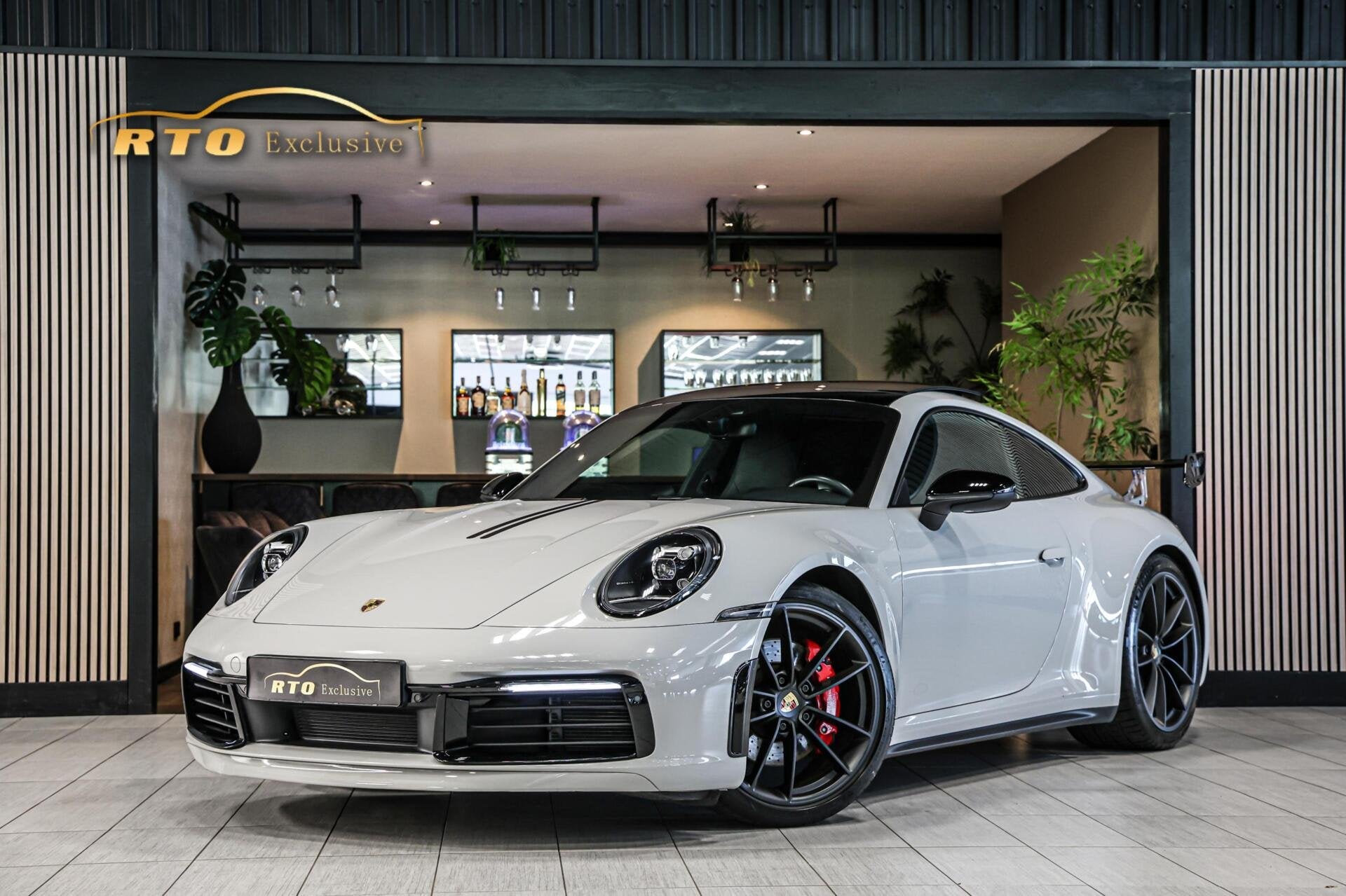 Porsche 911 3.0 Carrera S|Techart|Akrapovic|Pano|Chrono, Automaat, Gebruikt, Met garantie (alle), 4 stoelen