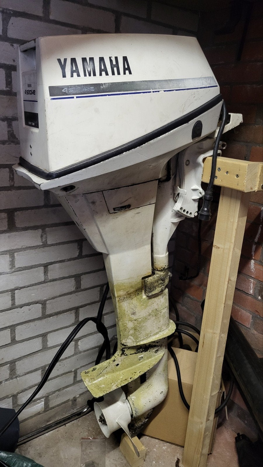 Yamaha 4-takt buitenboordmotor met afstandsbediening, Watersport en Boten, Buiten- en Binnenboordmotoren, Ophalen, Gebruikt, 5 tot 10 pk