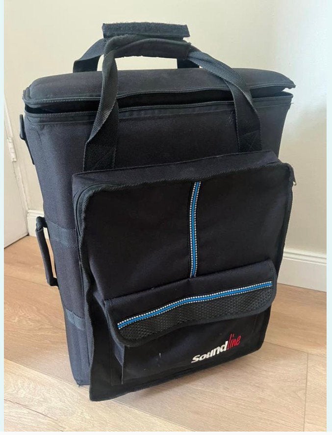 Trompet tas. Trompet/bugel koffer/tas. 3-vaks trompettas, Ophalen of Verzenden, Gebruikt, Overige typen, Met koffer