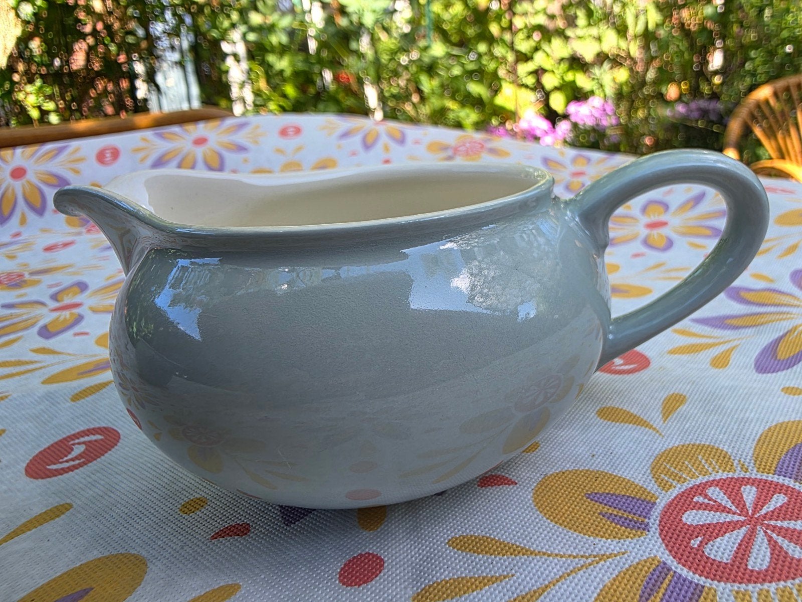melkkannetje of juskan of sauskan P.regout pastel puntgaaf, Kan, Vintage, Ophalen of Verzenden, Zo goed als nieuw