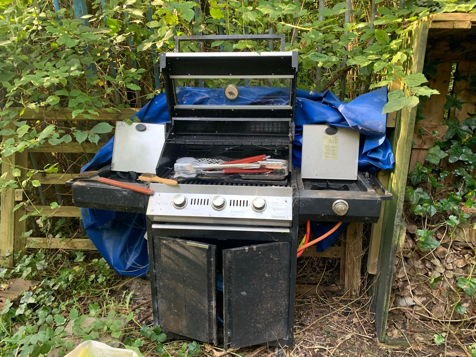Garth Gourmet 2 Grilld BBQ - Nooit gebruikt, moet schoongema