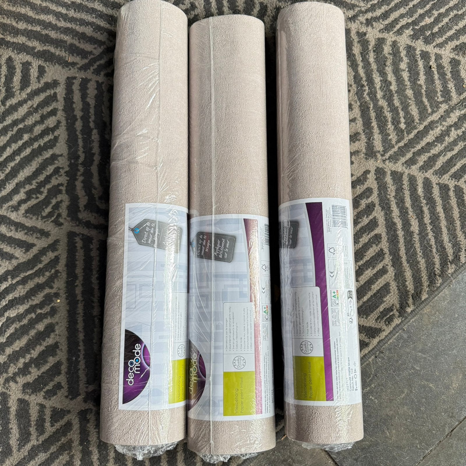 3 rollen DecoMode vliesbehang Beton Mat Taupe – Nieuw, Huis en Inrichting, Ophalen of Verzenden