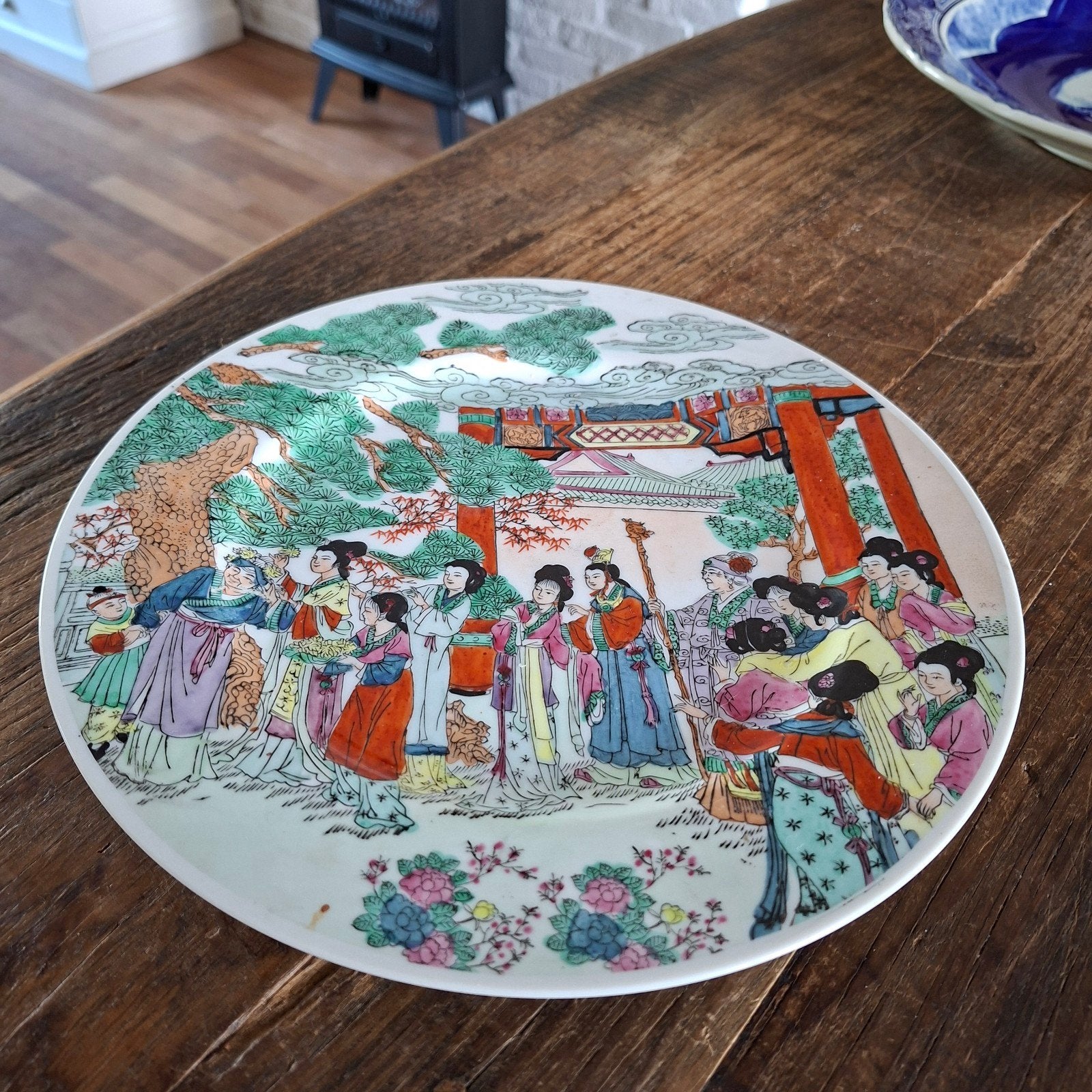 Chinees Bord Familie Rose Stijl  Porselein Gemerkt  26 cm gr, Antiek en Kunst, Ophalen of Verzenden