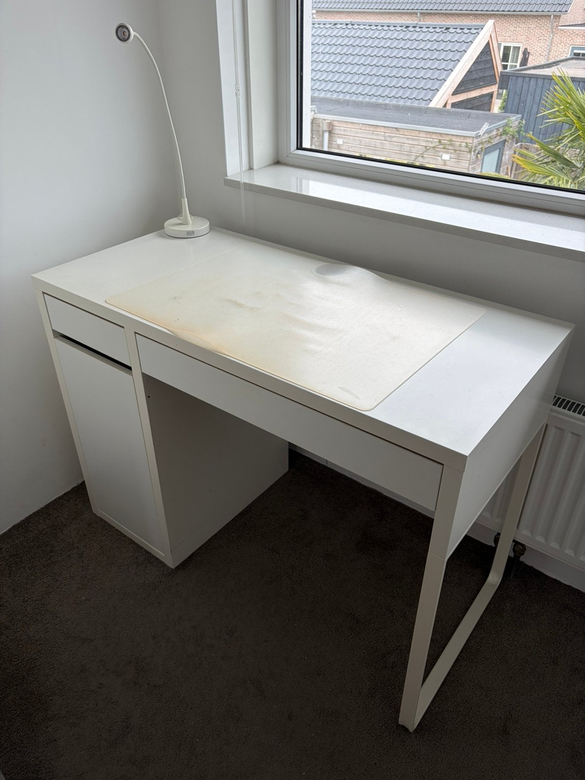 Bureau, Ophalen