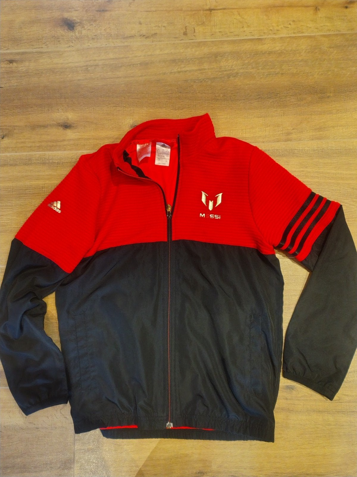 Adidas Messi trainingsjasje maat 164, nog heel mooi, Ophalen of Verzenden, Zo goed als nieuw, Jongen