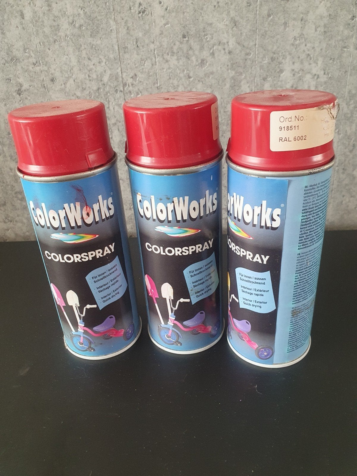 3 spuitbussen rode verf - ColorWorks Colorspray, Ophalen of Verzenden