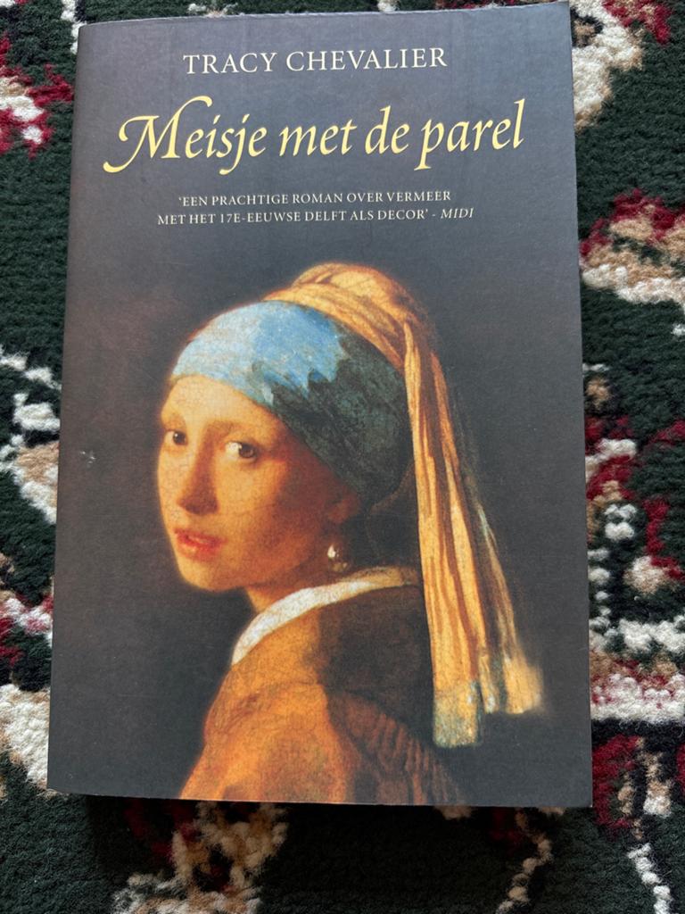 Meisje met de parel - Tracy Chevalier (roman), Boeken, Ophalen of Verzenden, Zo goed als nieuw, Nederland