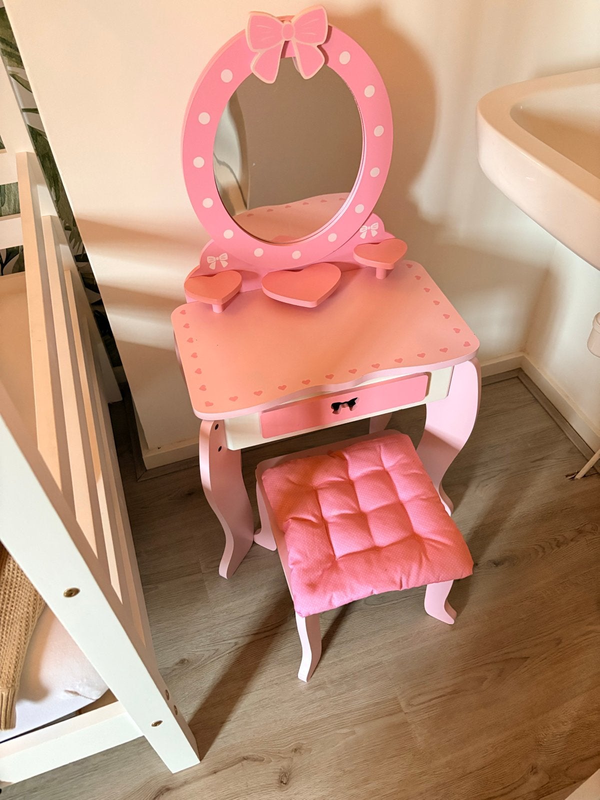 Roze Kaptafel met Krukje voor Kinderen, Ophalen, Minder dan 50 cm, Gebruikt, Minder dan 100 cm