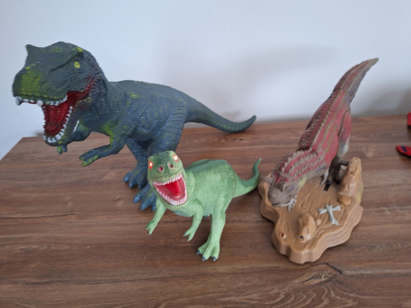3 dino,s ..met geluid en beweging .., Ophalen of Verzenden, Met geluid