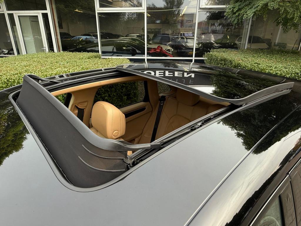 Porsche Macan 3.0 S - PANORAMADAK -PARKEER CAMERA - CRUISE /, Auto's, Porsche, Automaat, Gebruikt, Euro 6, 11 km/l