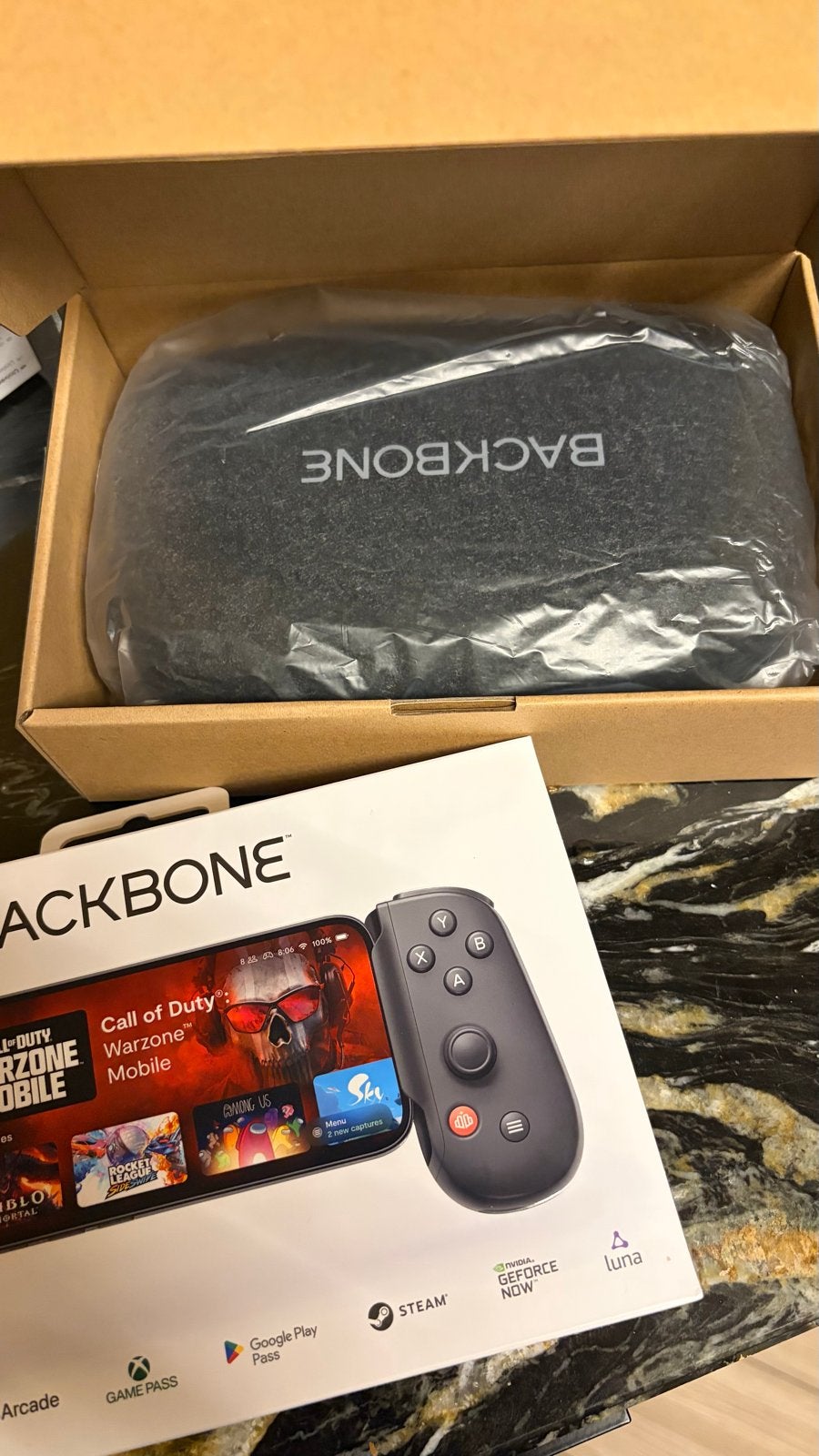 Backbone One Mobile Gaming Controller voor iPhone/Android, Backbone, Ophalen of Verzenden, Zo goed als nieuw, Mobiel