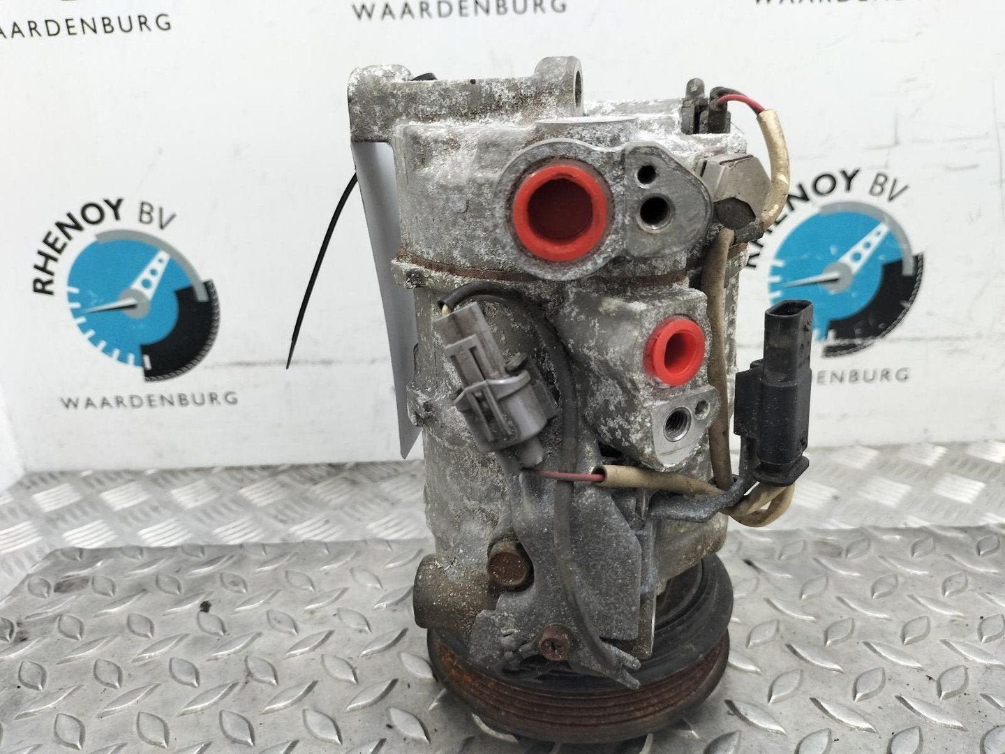 MERCEDES A CLASS 176 A180 Prestige BlueEff AIRCO COMPRESSOR, Ophalen of Verzenden, Gebruikt, Stiba lid