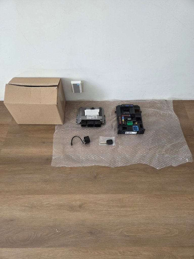 Bosch ECU MED17.4.2 met sleutel en BSI voor Citroën/Peugeot, Ophalen of Verzenden, Gebruikt, Citroën