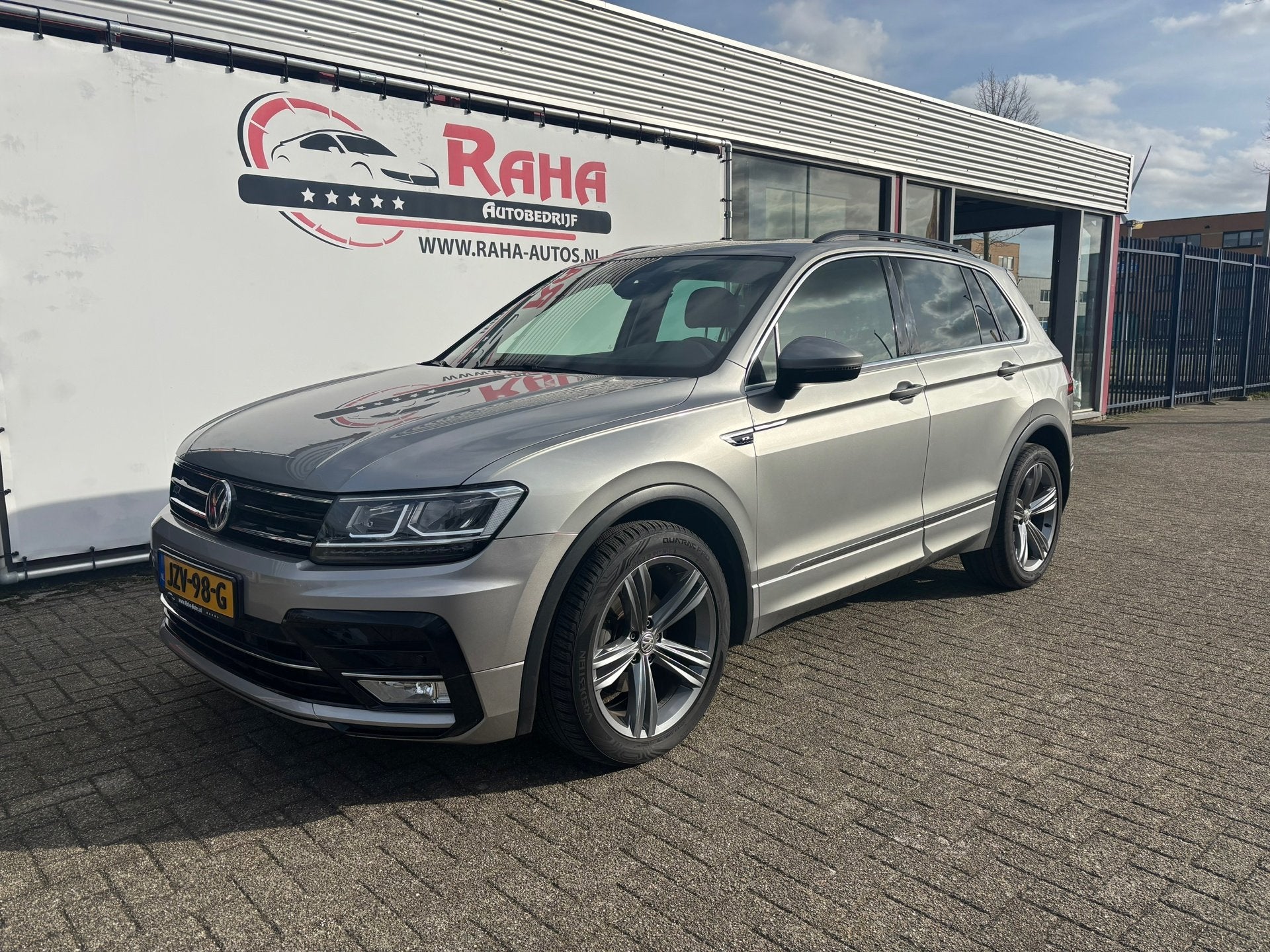 Volkswagen TIGUAN 1.5 TSI ACT Highline Business R, Automatische klimaatregeling, Stof, 4 cilinders, 150 pk