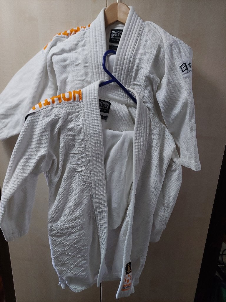 2x Nihon judopak €15 samen, Gebruikt, Maat XS of kleiner, Judo, Ophalen of Verzenden