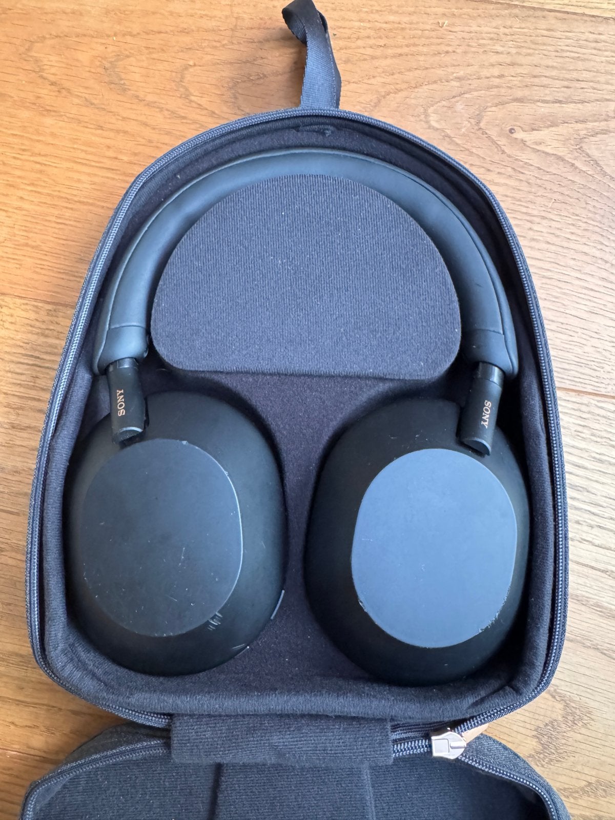 Foto 2 van Sony WH-1000XM5 Noise Cancelling Koptelefoon Zwart