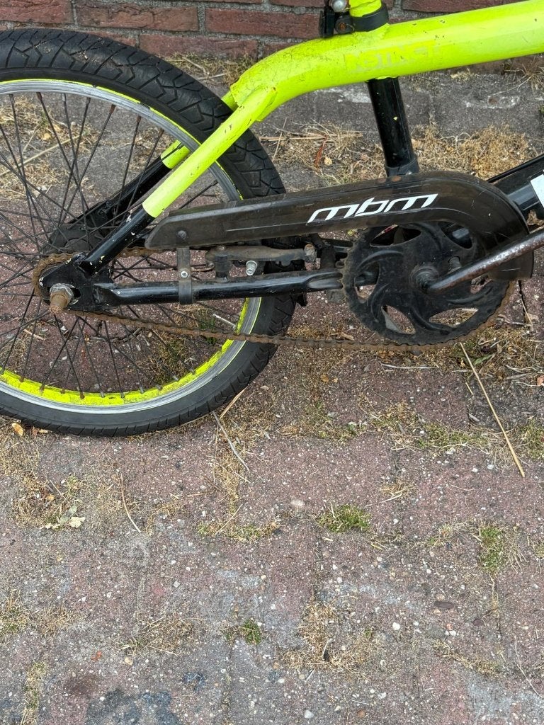 BMX Instinct fiets - Neon geel/zwart, Fietsen en Brommers, Fietsen | Crossfietsen en BMX, Ophalen, Gebruikt, Staal, Velgrem
