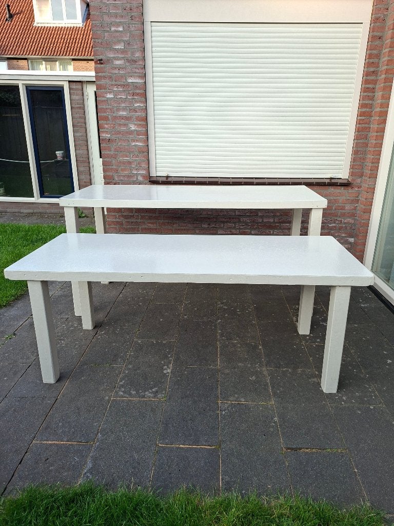 2 eigengemaakte tafels, Ophalen, Gebruikt