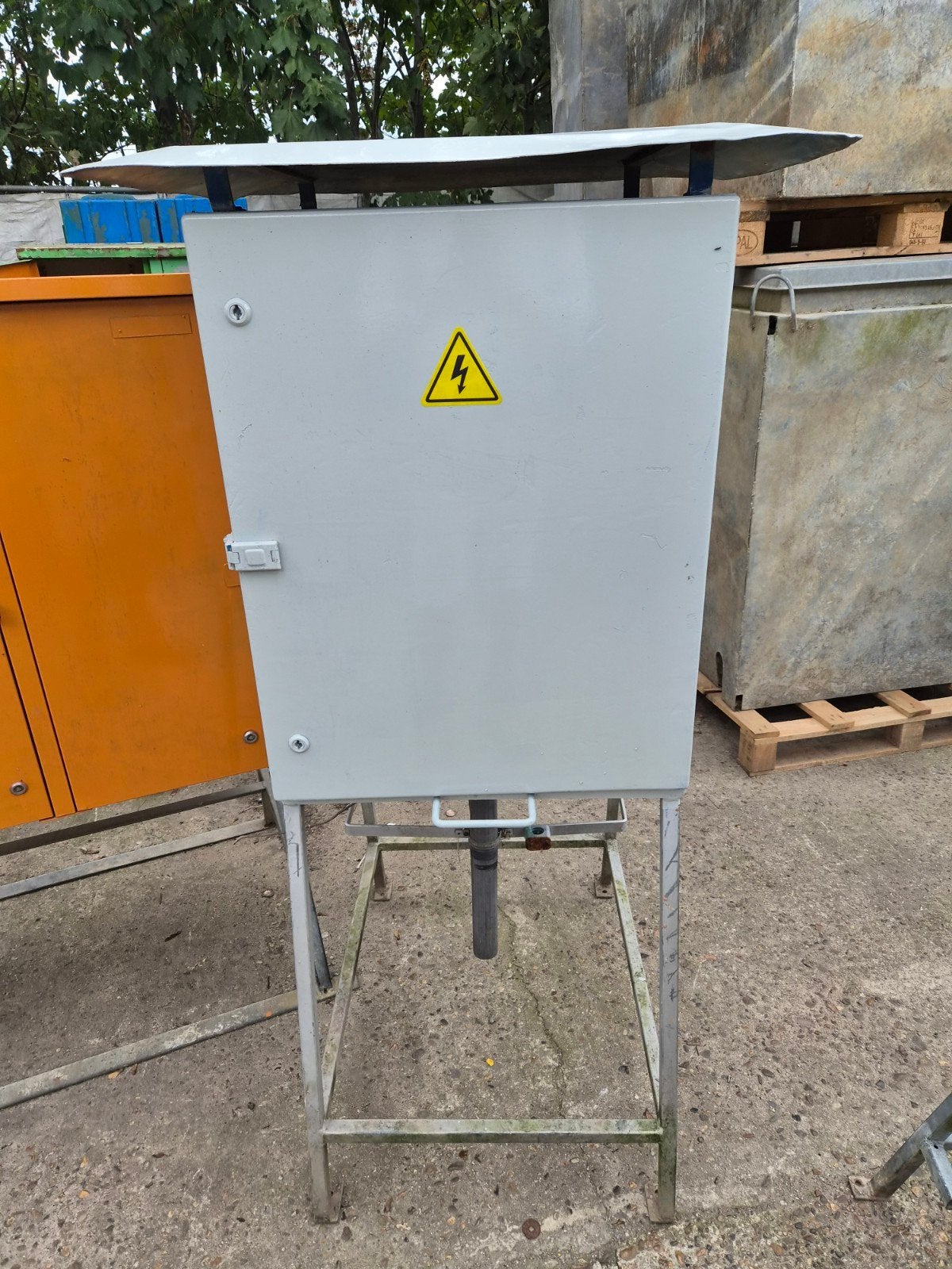 Bouwstroomkast met diverse aansluitingen en Eaton automaten, Doe-het-zelf en Verbouw, Ophalen, Gebruikt, Eaton, Overige typen