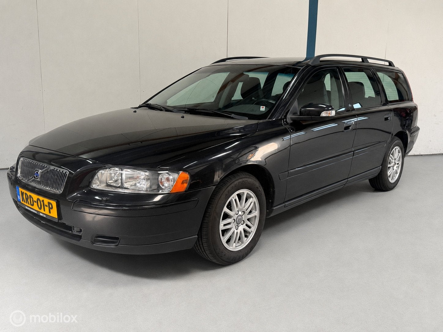Volvo V70 2.4 Edition AUTOMAAT / 170PK, 2435 cc, 170 pk, Euro 4, 750 kg