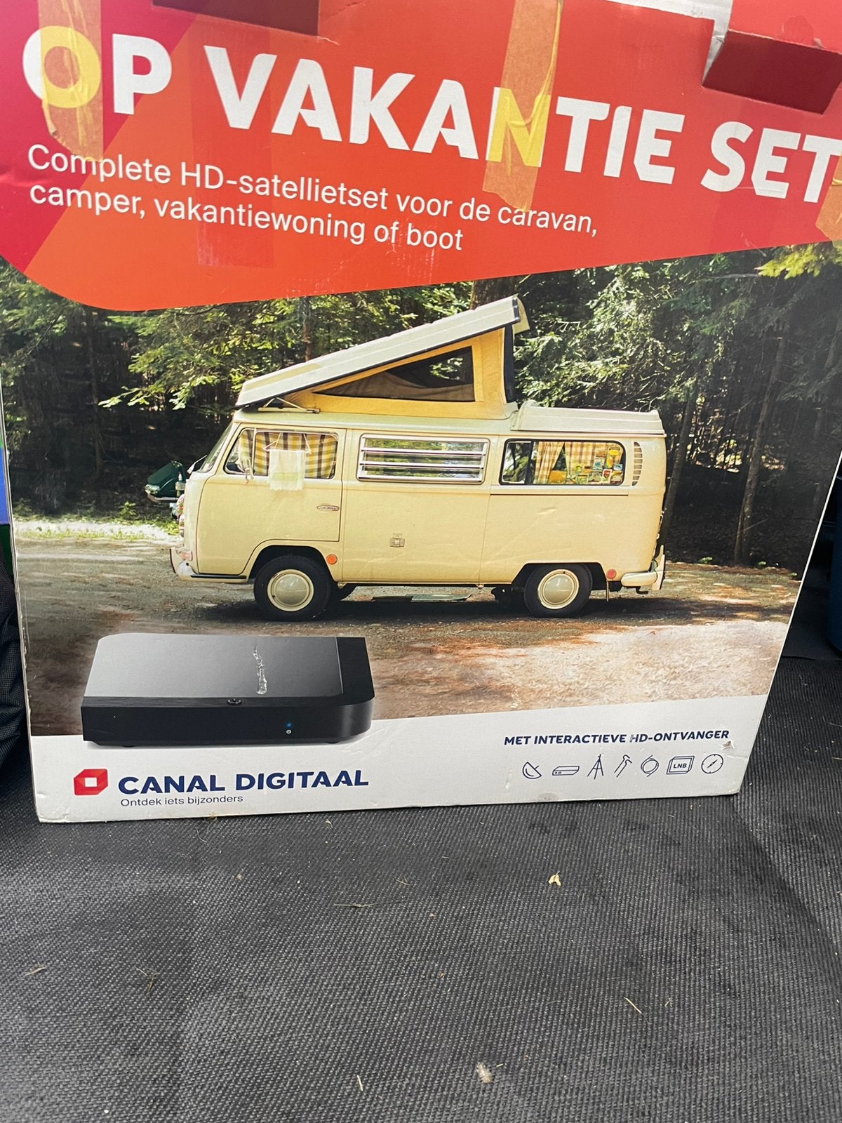 Tekoop schotel antenne op statief 1 x gebruikt bieden maar, Caravans en Kamperen, Ophalen, Zo goed als nieuw