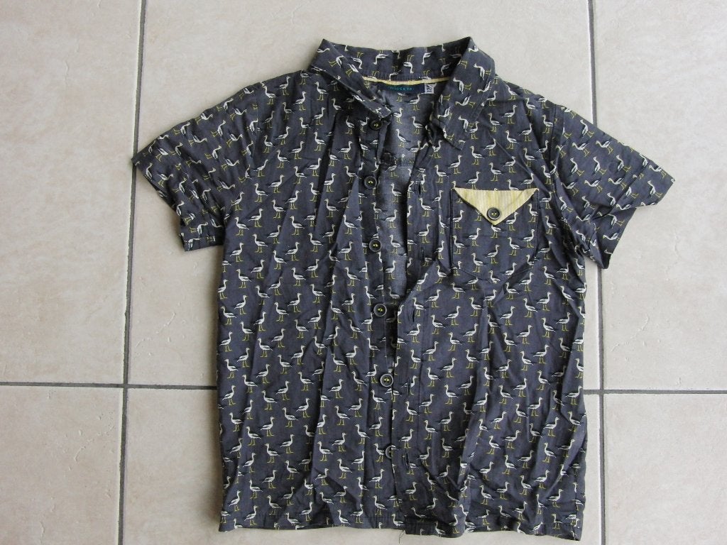 mooie blouse van Hilde &co maat 128. grijs motief vogeltjes, Hilde&co, Meisje, Overhemd of Blouse, Ophalen of Verzenden