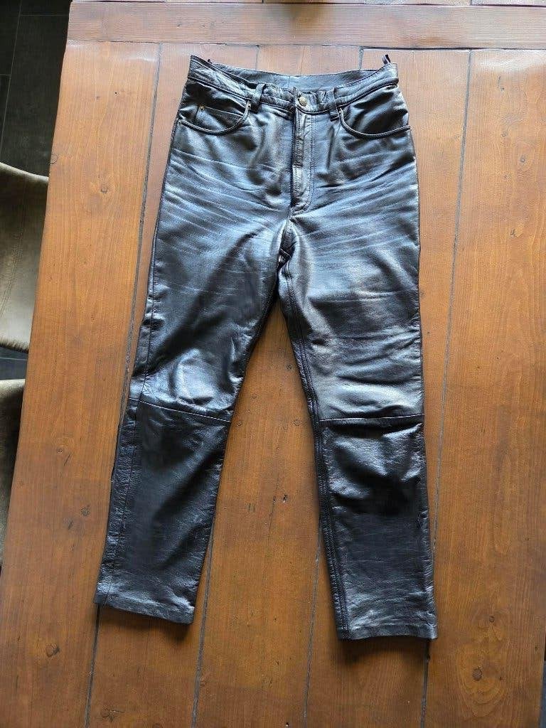 leren broek zwart  mt 38/40, Maat 38/40 (M), Zwart, Ophalen of Verzenden, Zo goed als nieuw