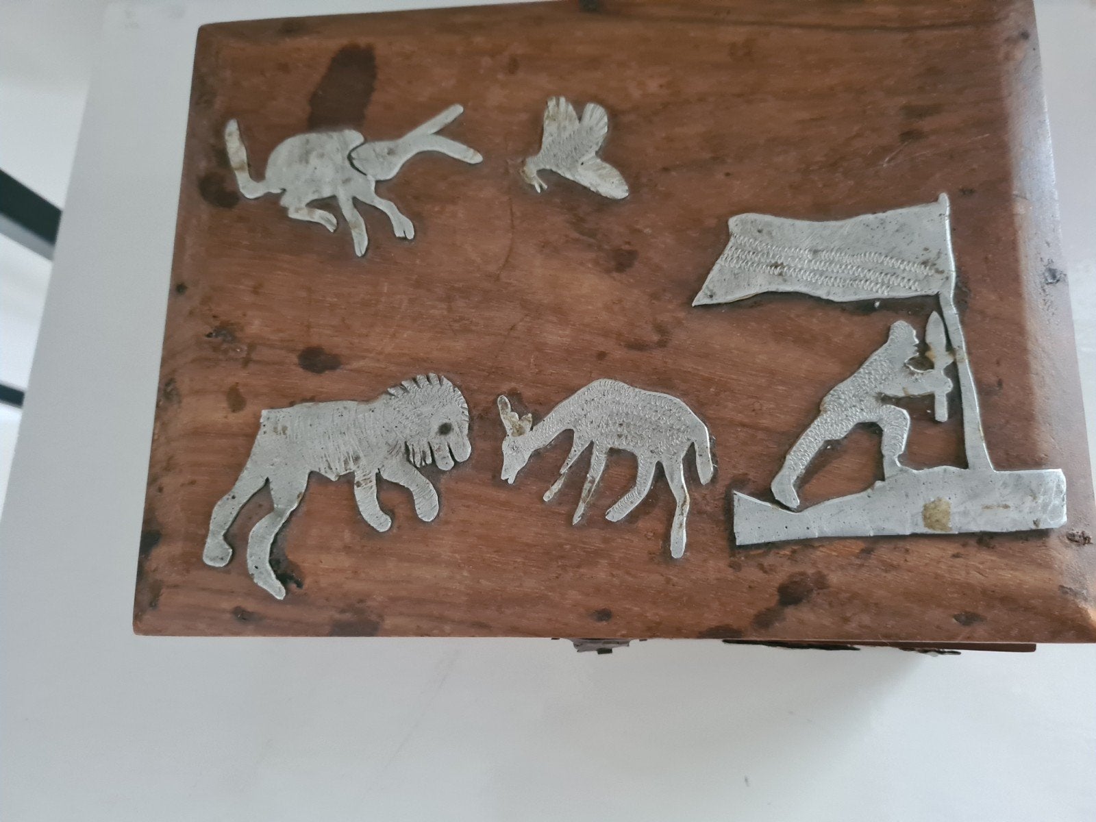 Vintage Handgemaakt Houten Kistje met Metalen Inlegwerk (Die, Ophalen, Minder dan 50 cm, Gebruikt, Minder dan 50 cm