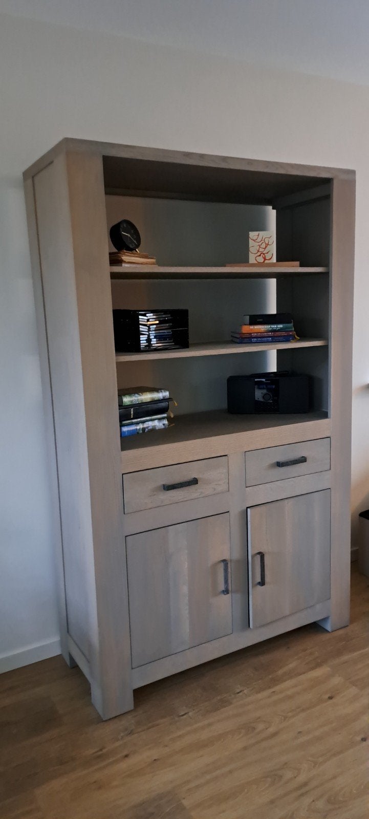 Grijs/Beige eiken kast, Huis en Inrichting, Kasten | Buffetkasten, Ophalen, Zo goed als nieuw, 25 tot 50 cm, Minder dan 100 cm