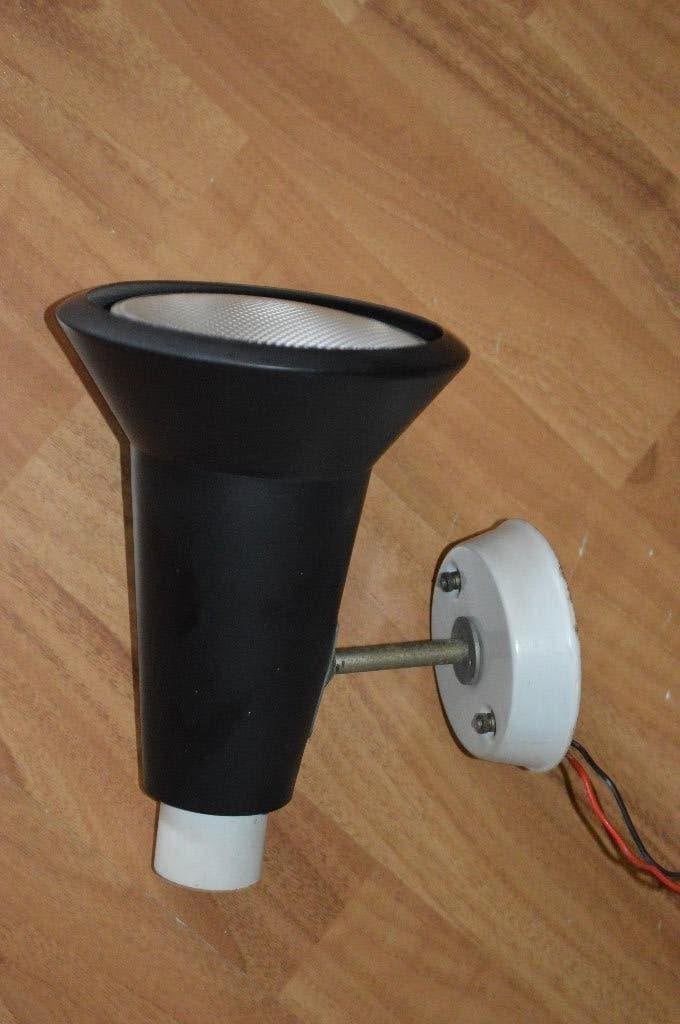 mid century  vintage wandspot -kegelspot /diabolowandlamp, Verzamelen, Ophalen, Huis en Inrichting