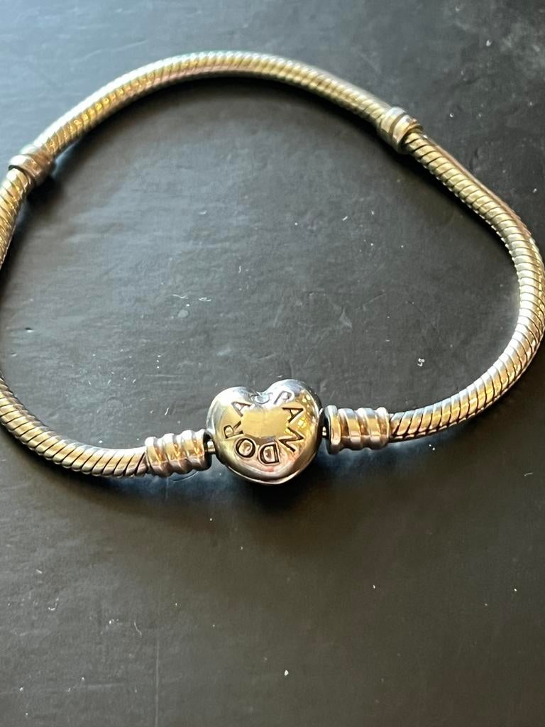 Pandora hartjes srmband., Ophalen of Verzenden, Zo goed als nieuw, Zilver