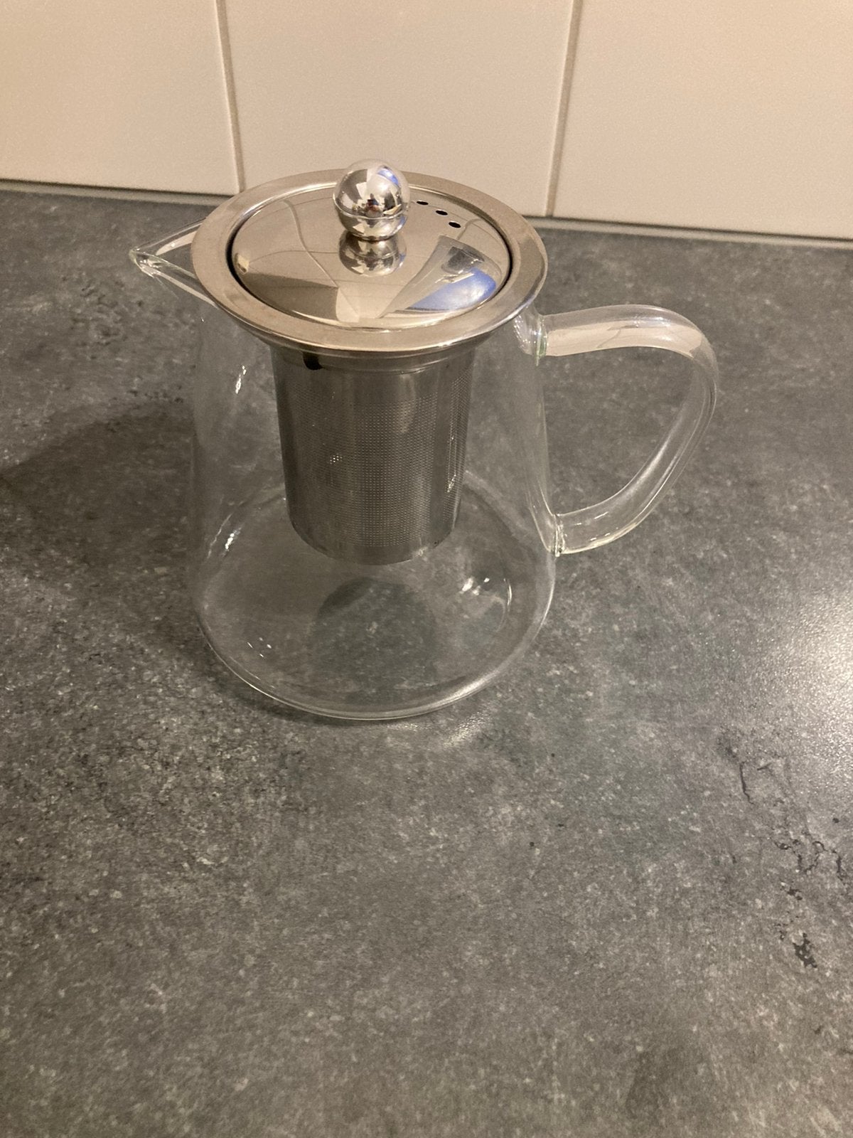 Nieuw! Kleine theepot met theezeef, Ophalen of Verzenden, Zo goed als nieuw