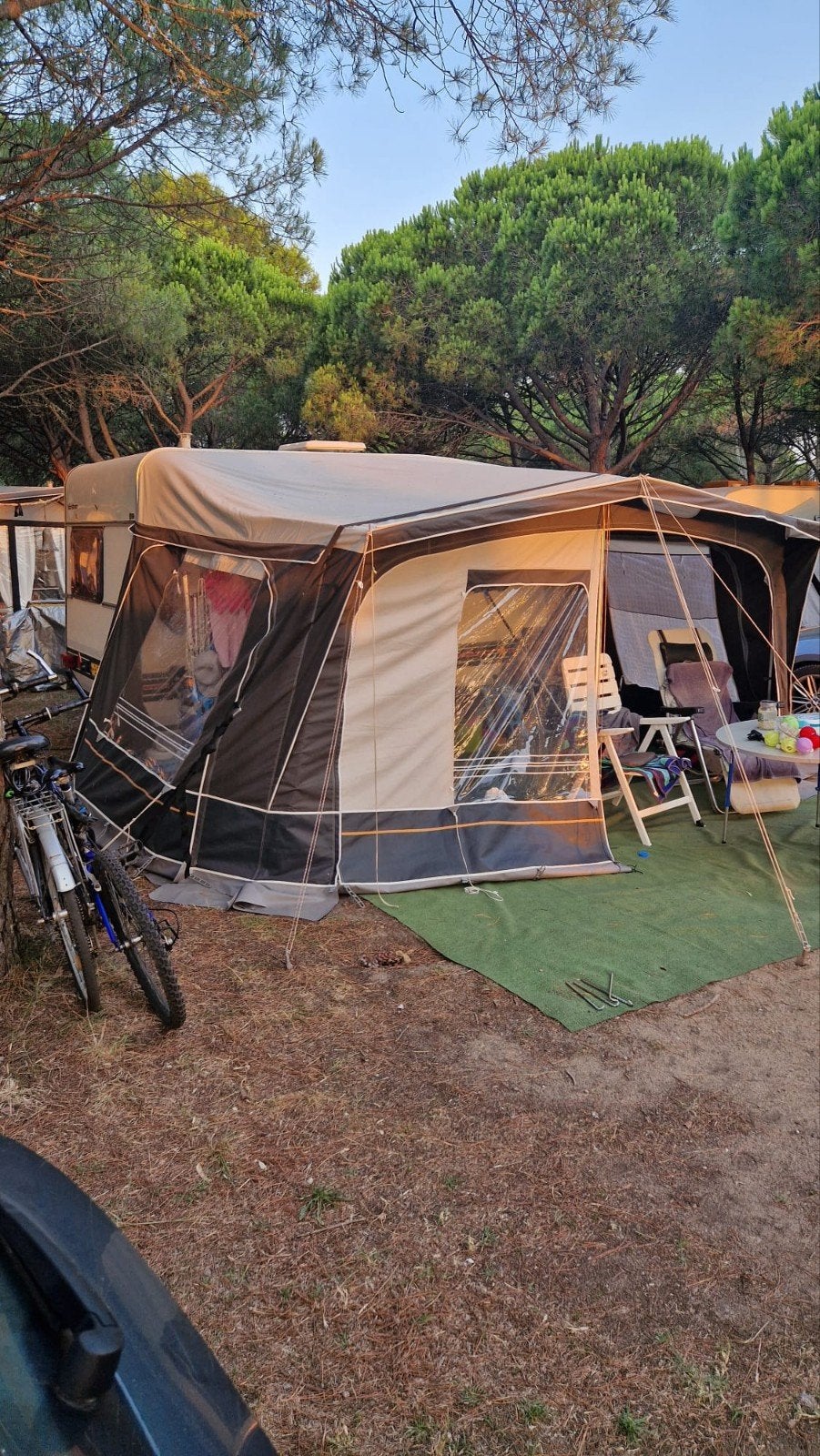 Dorema voortent omloopmaat 2 (675-700) met gordijntjes, Caravans en Kamperen, Ophalen, Gebruikt, Dorema