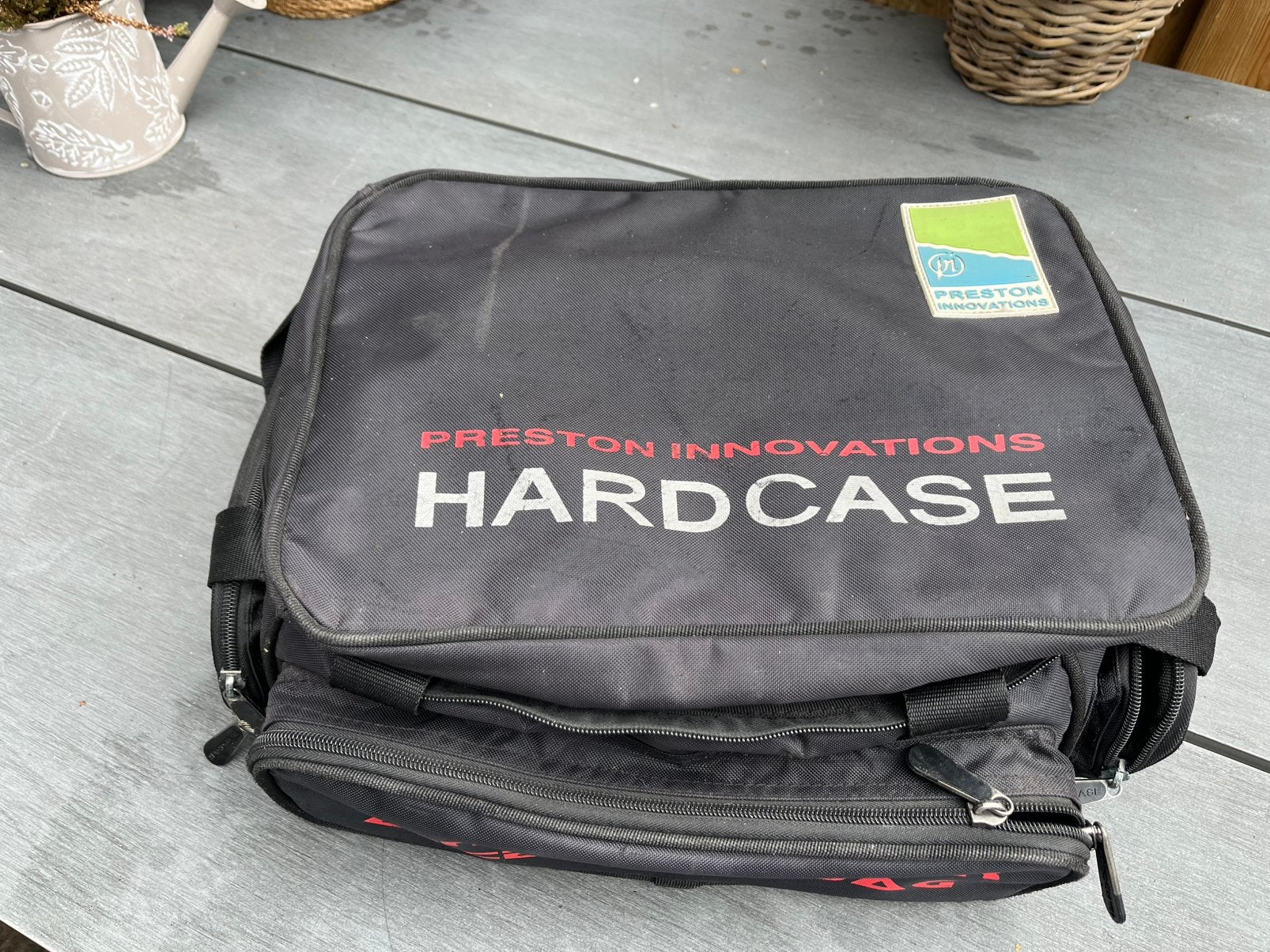 Preston Monster Hardcase Feeder Accessoires Bag tot 30 mm, Ophalen, Zo goed als nieuw