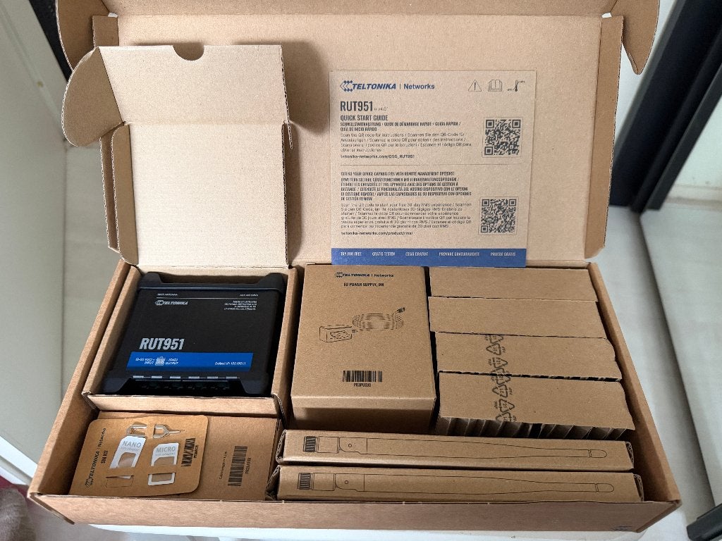 Teltonika RUT951 4G LTE Router, Computers en Software, Ophalen of Verzenden, Nieuw, Router, Teltonika