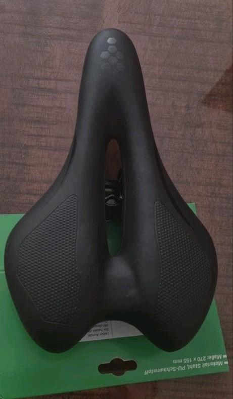 MTB fietszadel breedte 16cm, lengte 27cm. Zacht gepolsterd., Ophalen of Verzenden, Nieuw