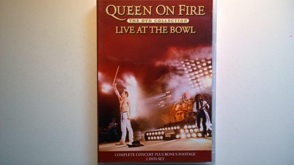 Queen - Queen On Fire Live At The Bowl (DVD), Cd's en Dvd's, Dvd's | Muziek en Concerten, Zo goed als nieuw, Concert, Alle leeftijden