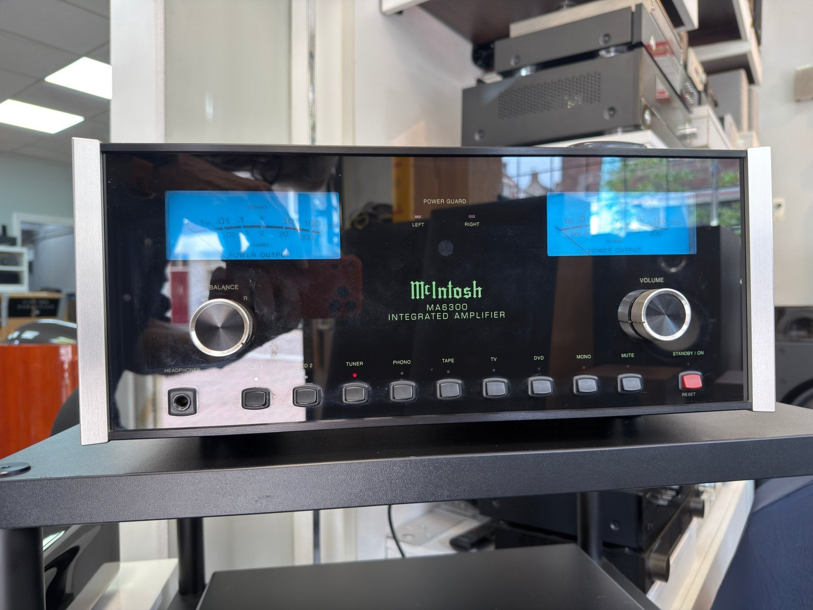 Mcintosh MA6300 geïntegreerde versterker, Overige merken, Info@mcitosh.us, Ophalen of Verzenden, Zo goed als nieuw