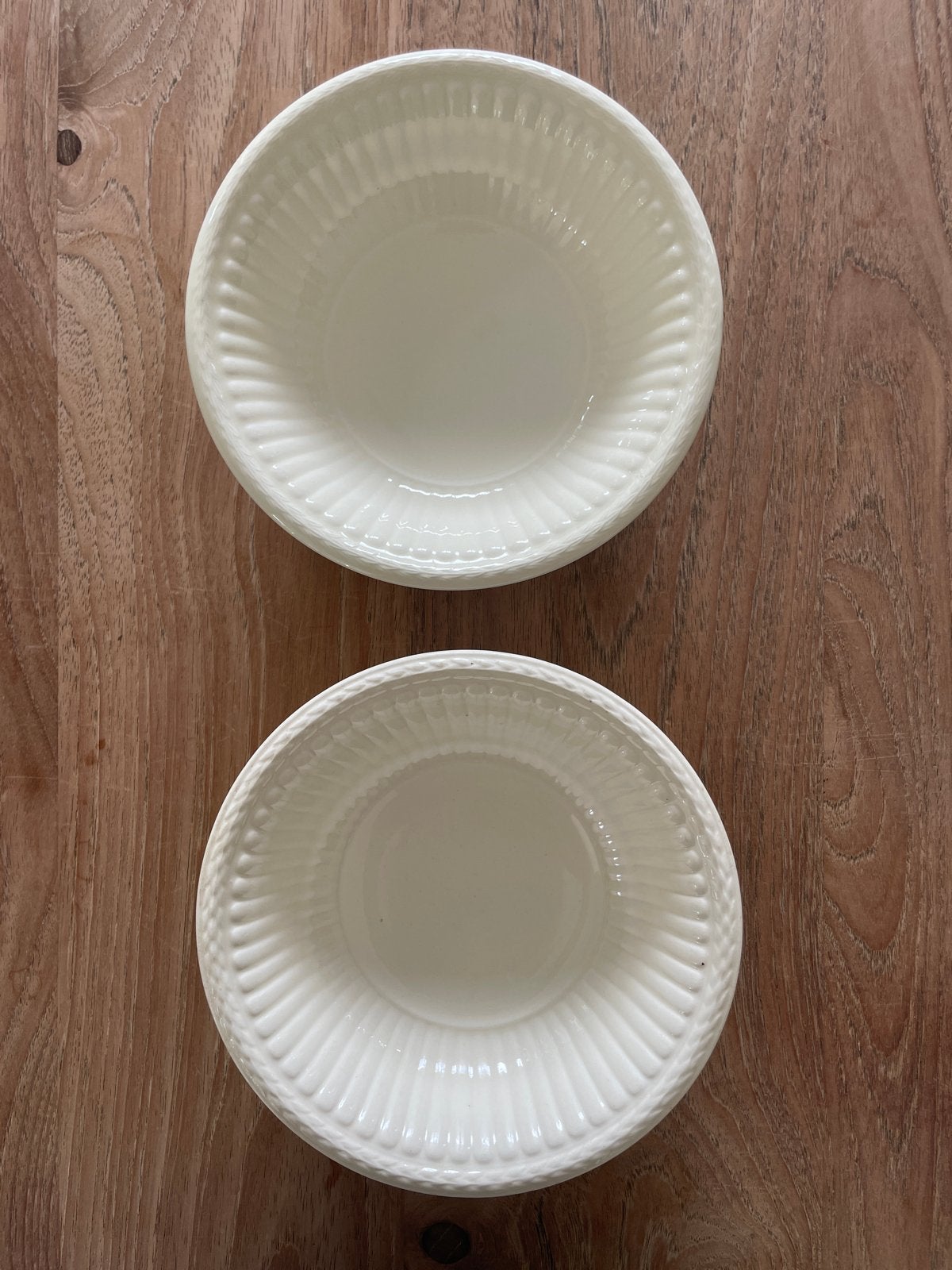 2 Wedgwood schaaltjes, crème, Edme Etruria Barlaston, Antiek en Kunst, Ophalen