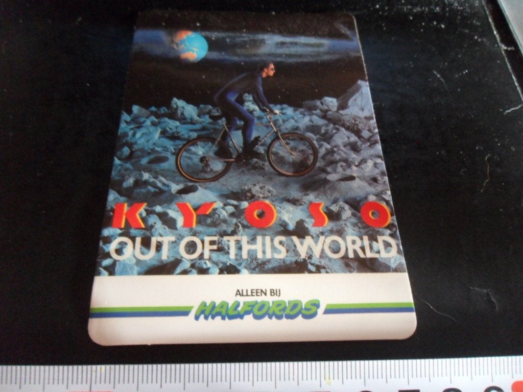 sticker KYOSO fiets our of this world alleen bij halfords, Ophalen, Zo goed als nieuw