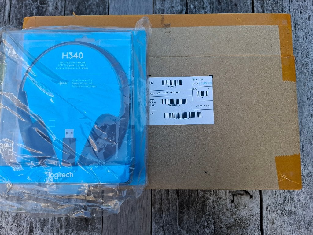 4x Logitech H340 USB Computer Headset - Nieuw in doos, Ophalen of Verzenden, Nieuw, On-ear