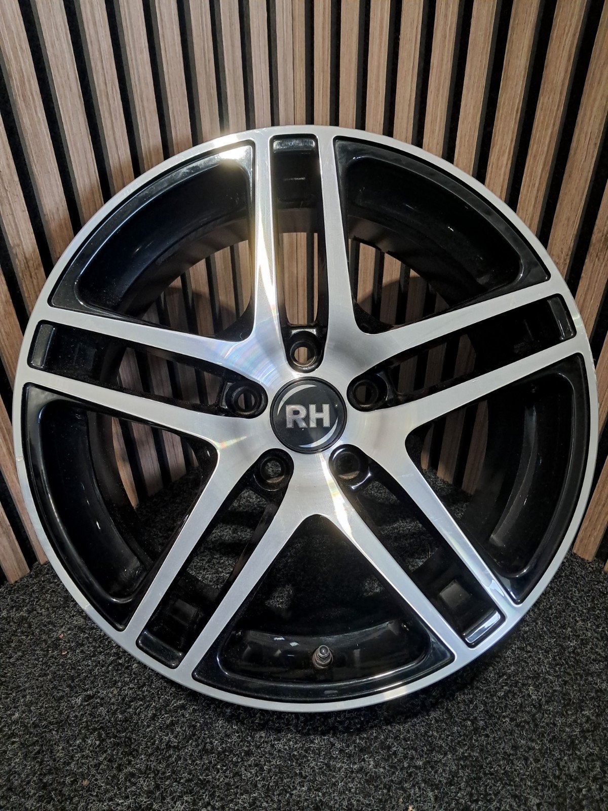 Foto 3 van 17 inch 5x114,3 Hyundai Kia Mazda etc... Zie advertentie