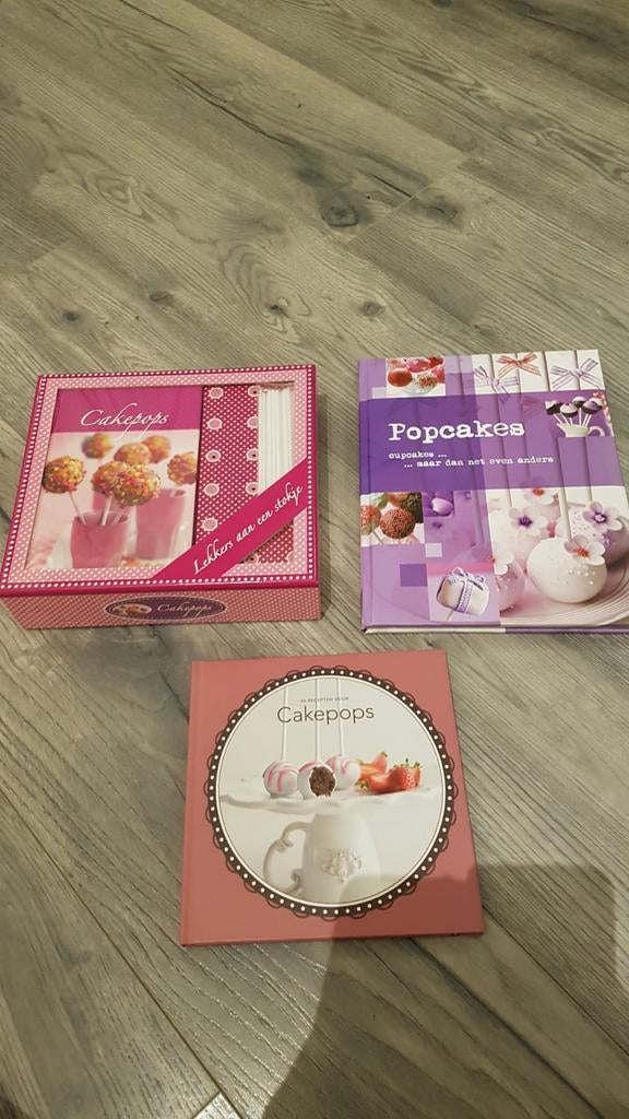 Box Cakepops maken met inhoud & 2  losse  popcakes boeken., Ophalen of Verzenden, Nieuw