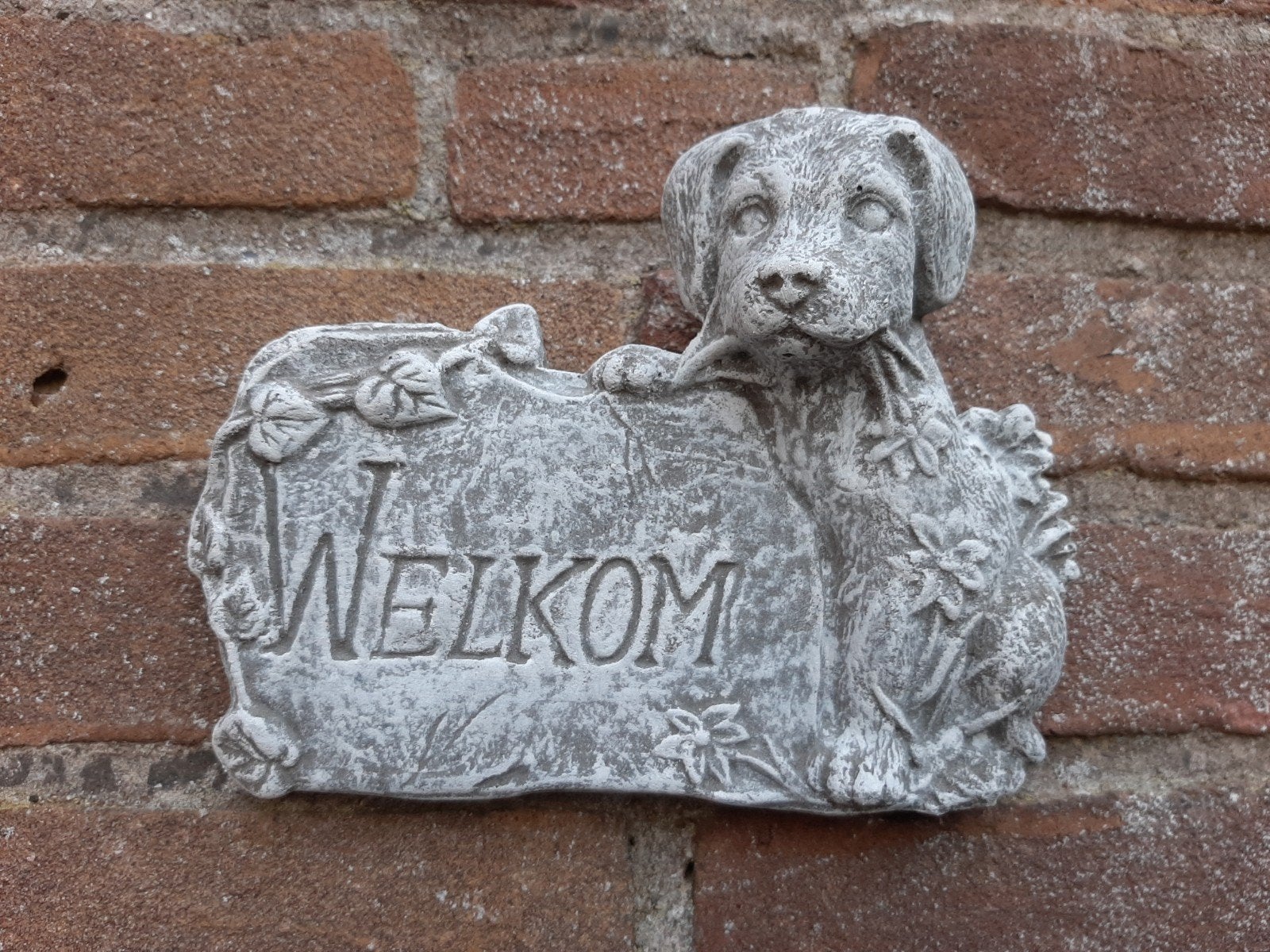 Welkombord hond wanddecoratie betonnen beeld tuinbeeld beton, Tuin en Terras, Ophalen of Verzenden