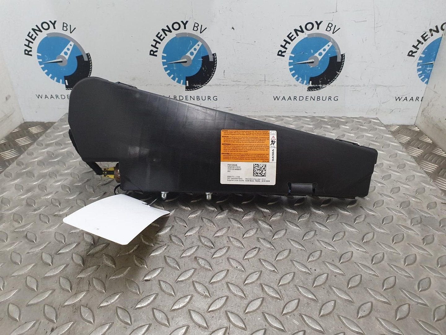 VOLVO V40 1.6 D2 Kinetic AIRBAG LINKS 2013, Ophalen of Verzenden, Gebruikt, Stiba lid