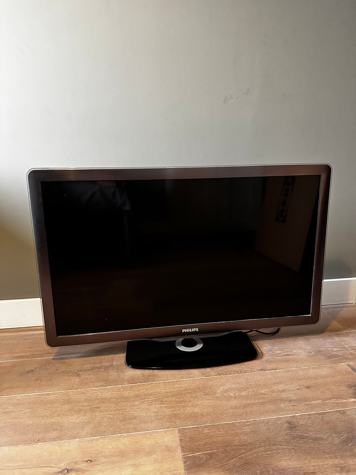 Philips TV uit 2011 met ambilight - Werkt nog perfect!, Ophalen of Verzenden, Gebruikt, Philips