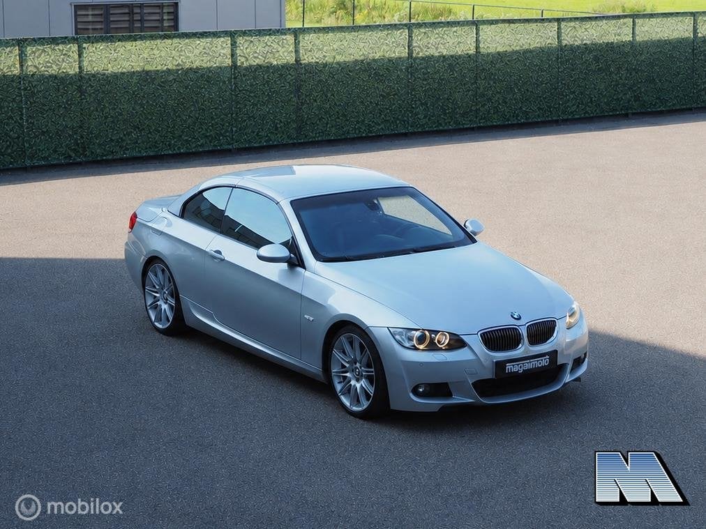 BMW 3-serie E93 Cabrio 325i 3.0 l M Sport l Titan l 2e eign, Auto's, Achterwielaandrijving, Gebruikt, Zwart, Cabriolet