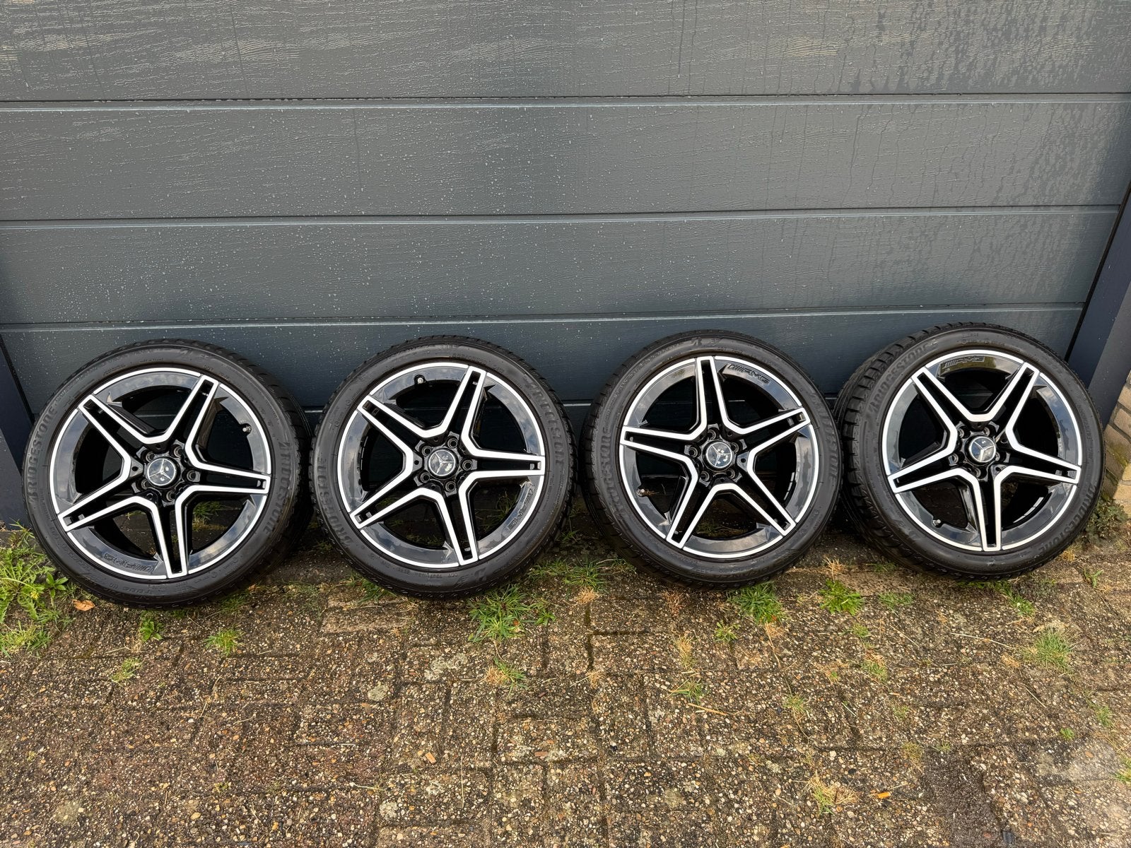 Mercedes AMG velgen 18 inch met goede banden, Auto-onderdelen, Banden en Velgen, Ophalen, 18 inch, Gebruikt, Banden en Velgen
