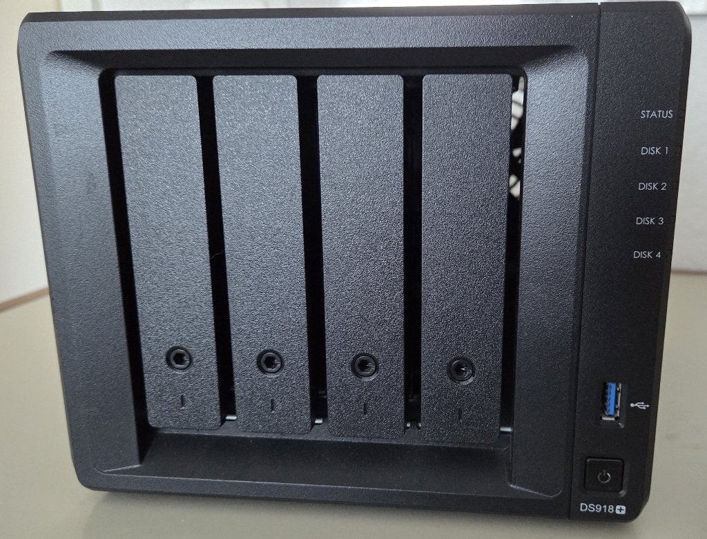 Synology DS918+ NAS met 8GB RAM, Ophalen, Zo goed als nieuw